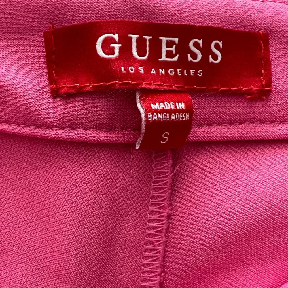 Two piece GUESS suit - Picture 3 of 5